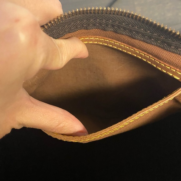 ✨SOLD✨AUTHENTIC LOUIS VUITTON SPEEDY 40✨ - Picture 6 of 10